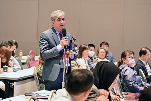 AMWC Asia Faculty